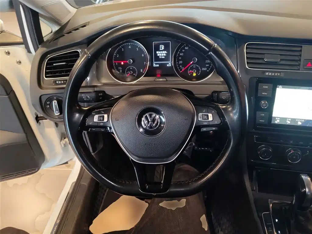 Volkswagen Golf 2019 — фото 11