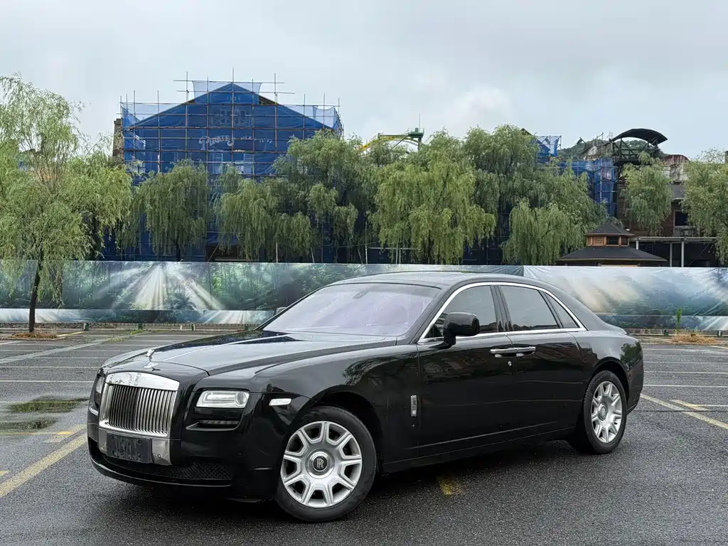 Rolls-Royce Ghost 2011