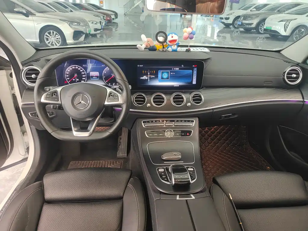 Mercedes-Benz E-Class 2018 — фото 10