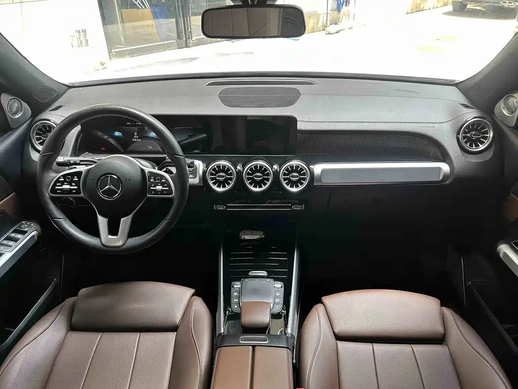 Mercedes-Benz GLB 2021 — фото 17