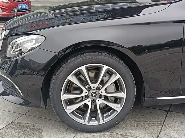 Mercedes-Benz E-Class 2019