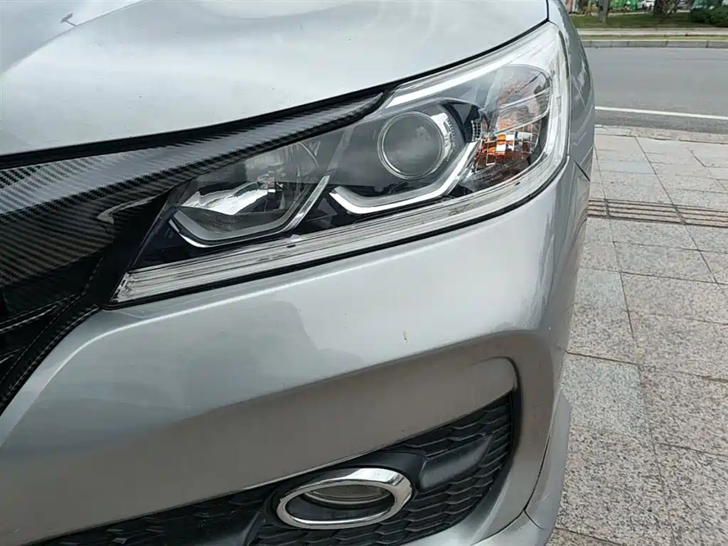 Honda Accord 2016 — фото 24