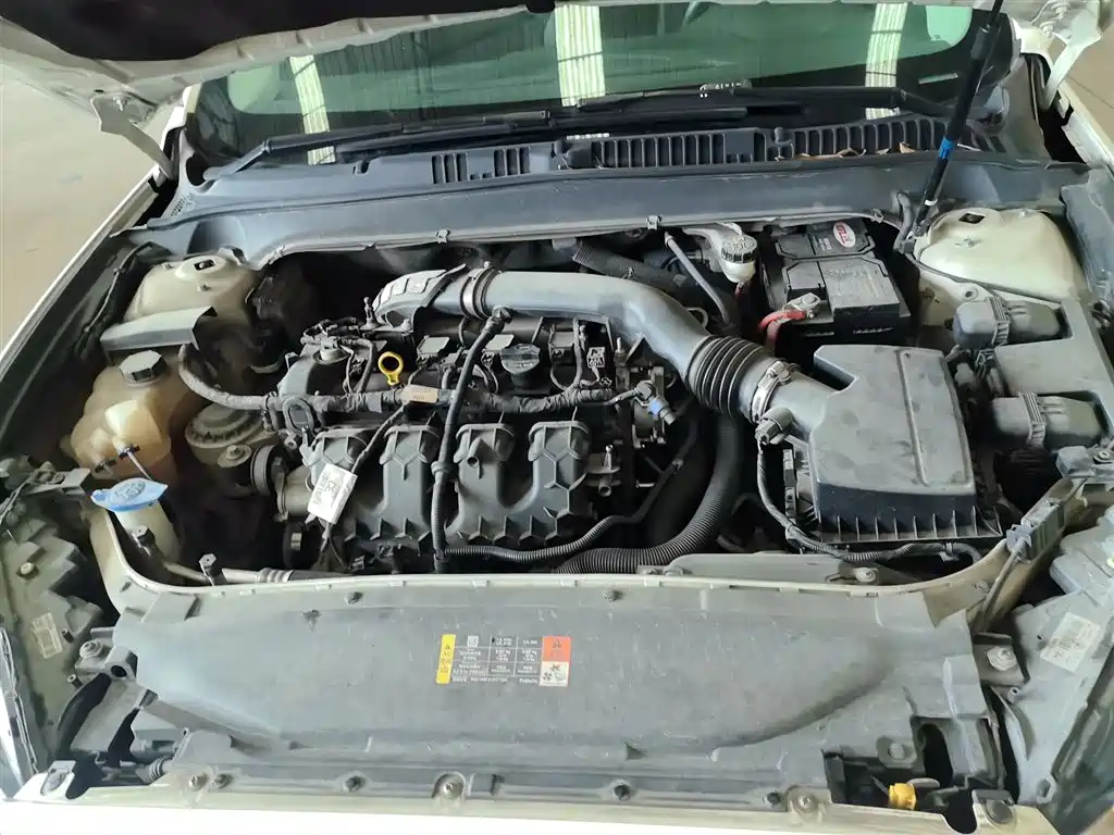 Ford Mondeo 2014 — фото 11