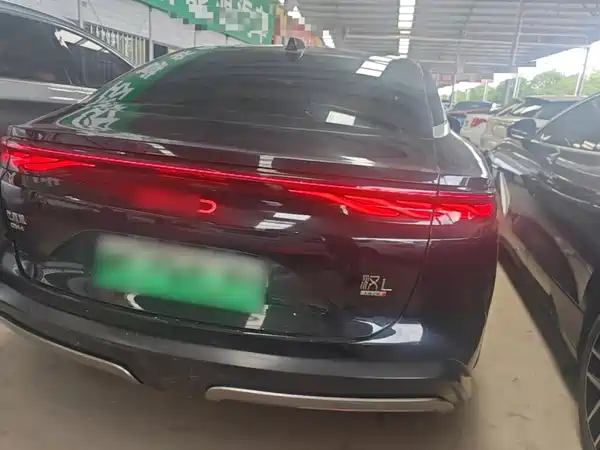 BYD Han L 2025