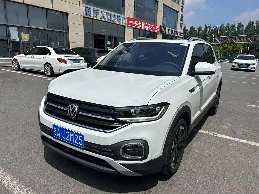 Volkswagen Tacqua 2021