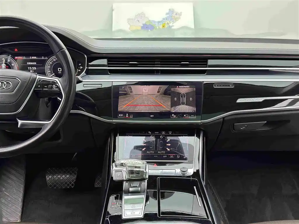 Audi A8 New Energy 2022 — фото 12