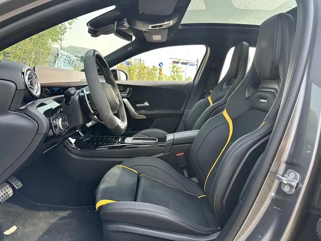 Mercedes-Benz A-Class AMG 2024 — фото 8