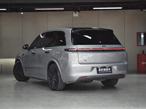 Li Auto L8 2024