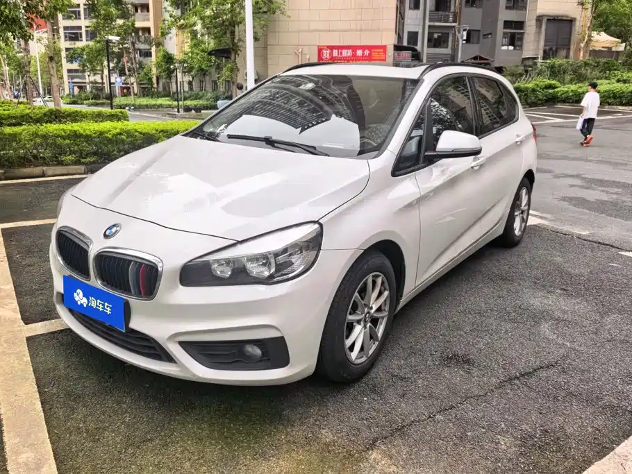 BMW 2 Series Station Wagon 2016 — фото 1