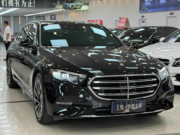 Mercedes-Benz E-Class 2024