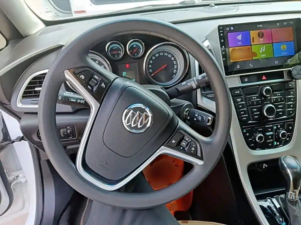 Buick Excelle GT 2015 — фото 11