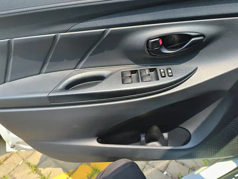 Toyota Yaris L 2019