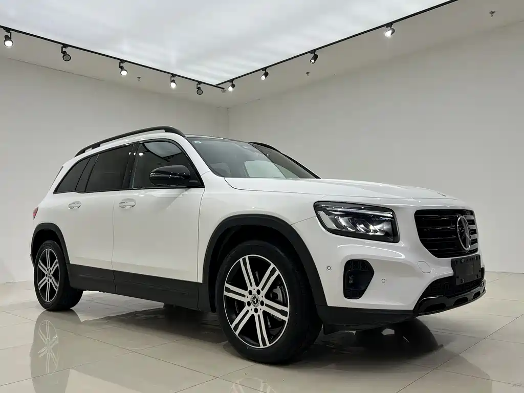 Mercedes-Benz GLB 2026