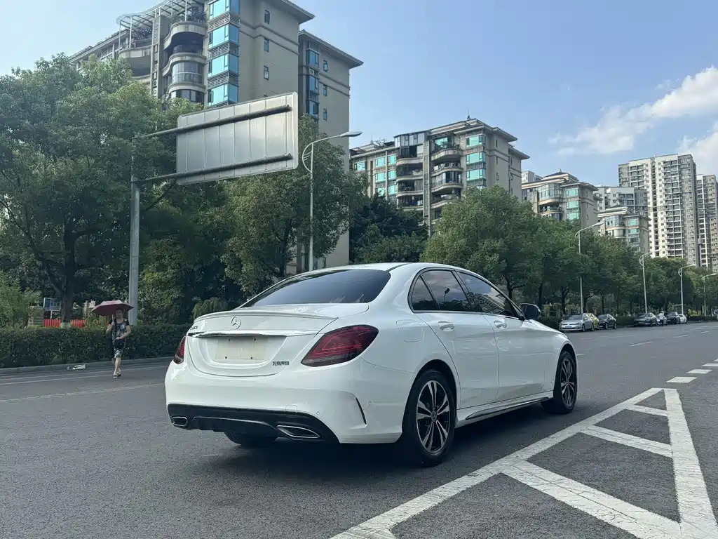 Mercedes-Benz C-Class 2020 — фото 3