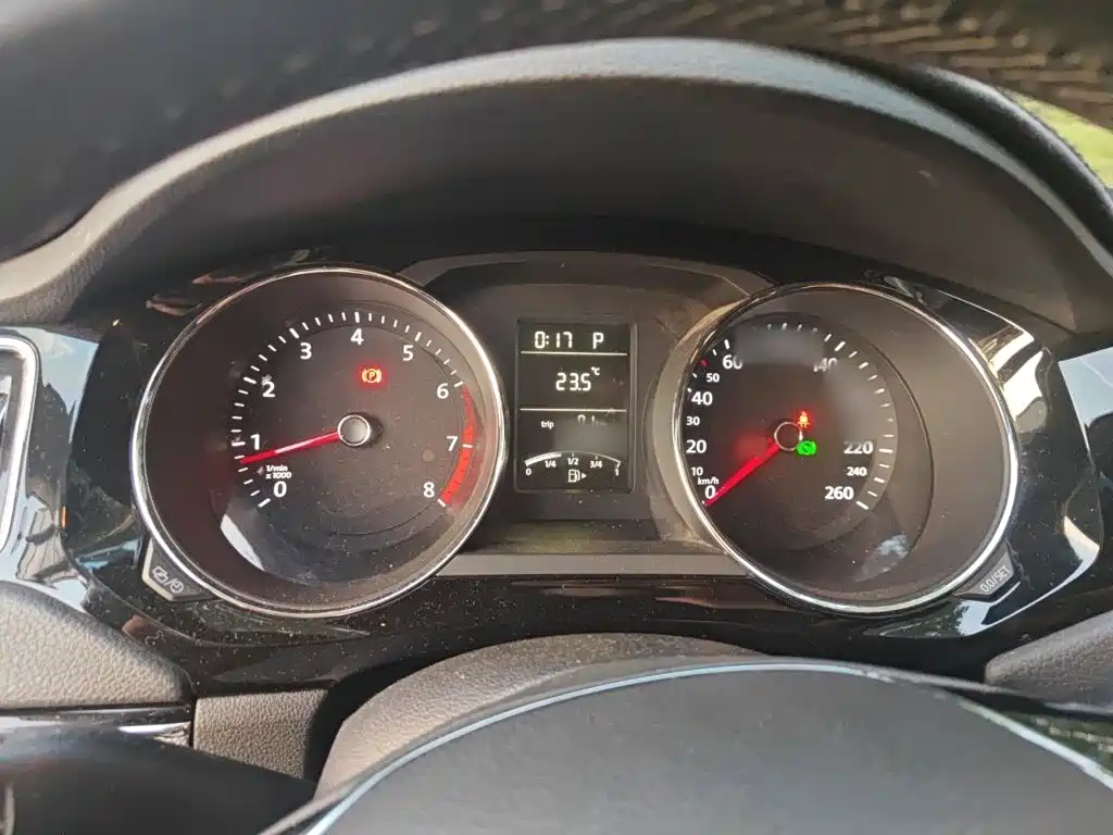 Volkswagen Sagitar 2018