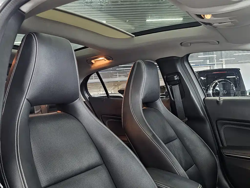 Mercedes-Benz GLA 2015 — фото 10