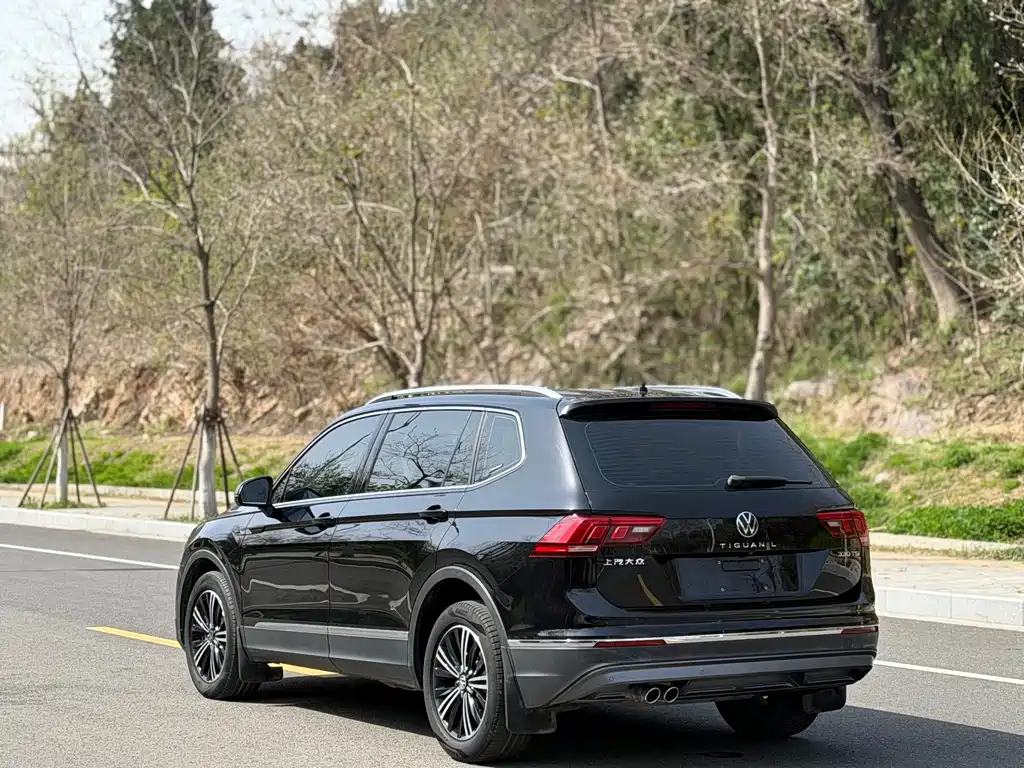 Volkswagen Tiguan L 2021 — фото 7