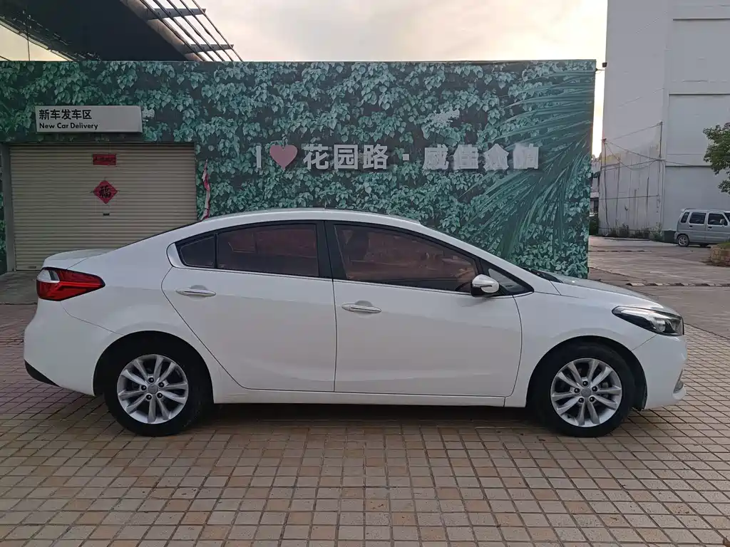 Kia K3 2017