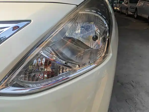 Nissan Sunny 2015