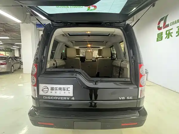 Land Rover Discovery 2012