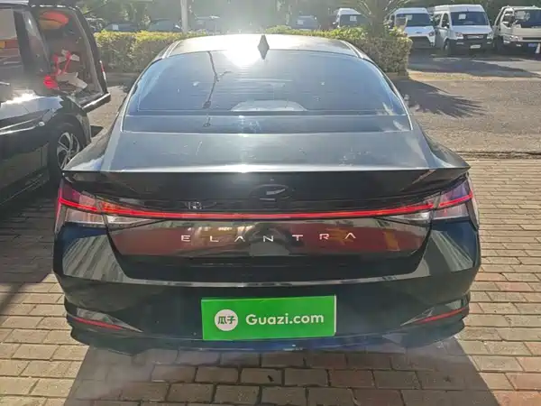 Hyundai Elantra 2020