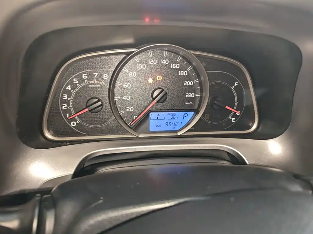 Toyota RAV4 2019 — фото 12