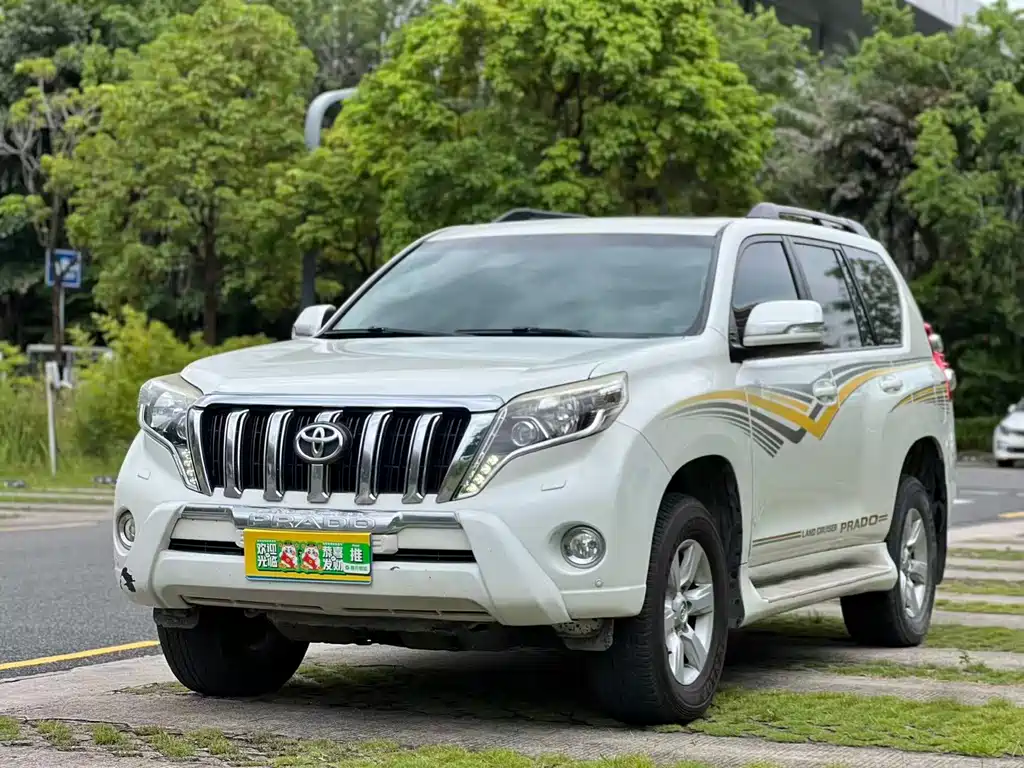 Toyota Prado 2014 — фото 1