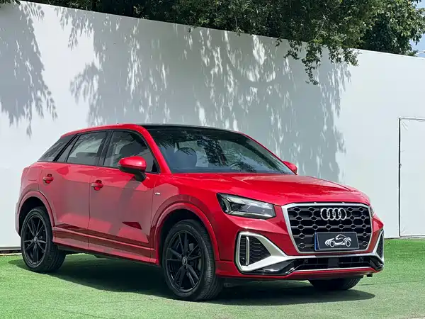 Audi Q2L 2023
