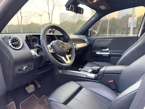Mercedes-Benz GLB 2022