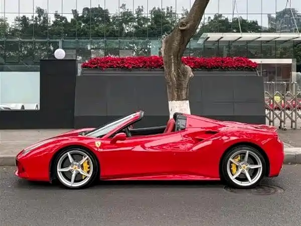 Ferrari 488 2015