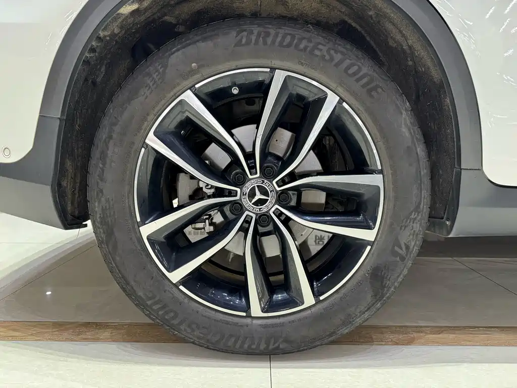 Mercedes-Benz GLC 2022 — фото 11