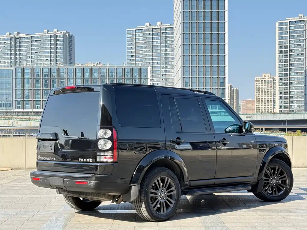 Land Rover Discovery 2016 — фото 17