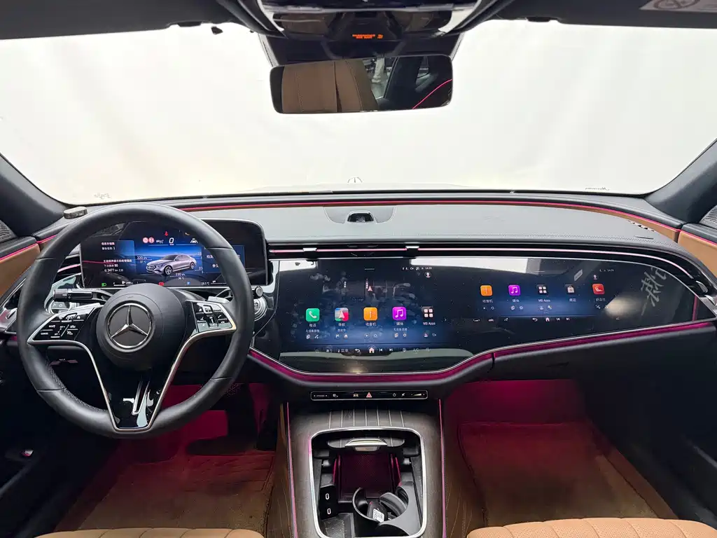 Mercedes-Benz E-Class 2025 — фото 14