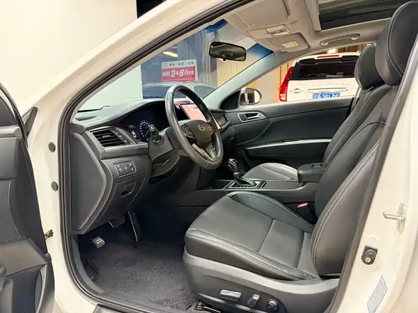 Hyundai Mistra 2017