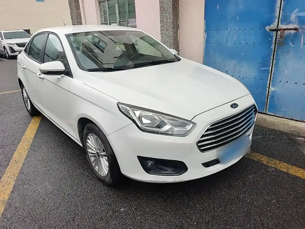 Ford Escort 2016