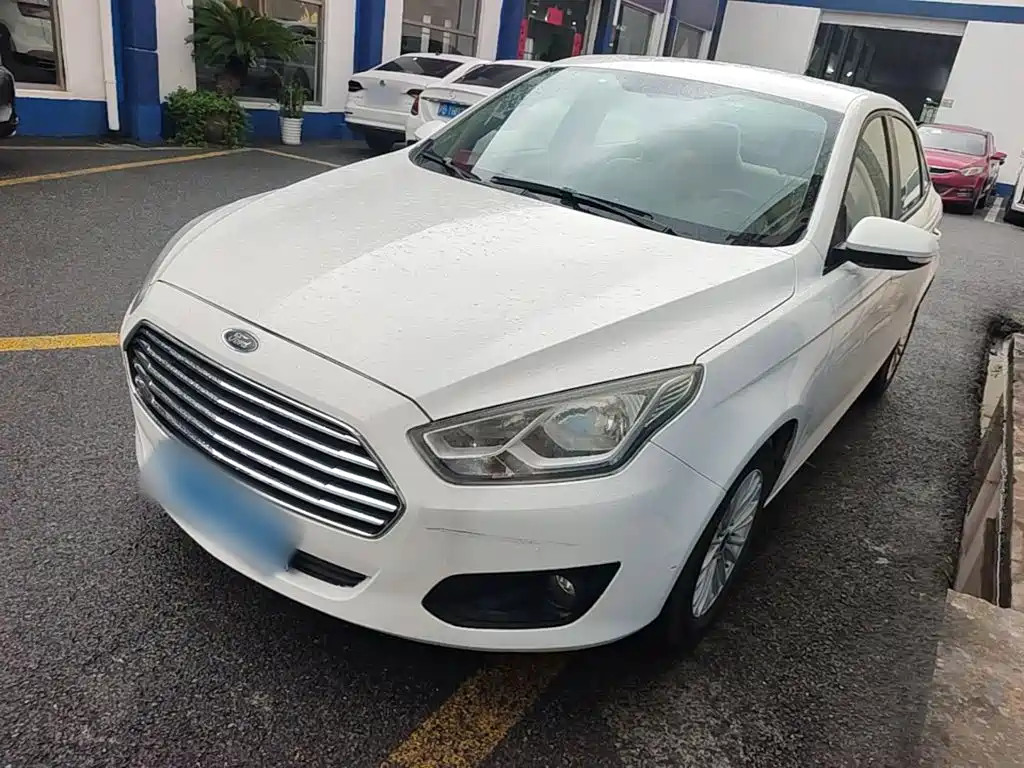 Ford Escort 2016
