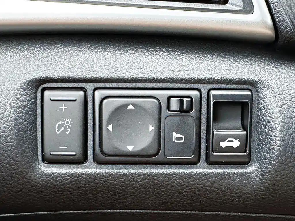 Nissan Sylphy 2024 — фото 19