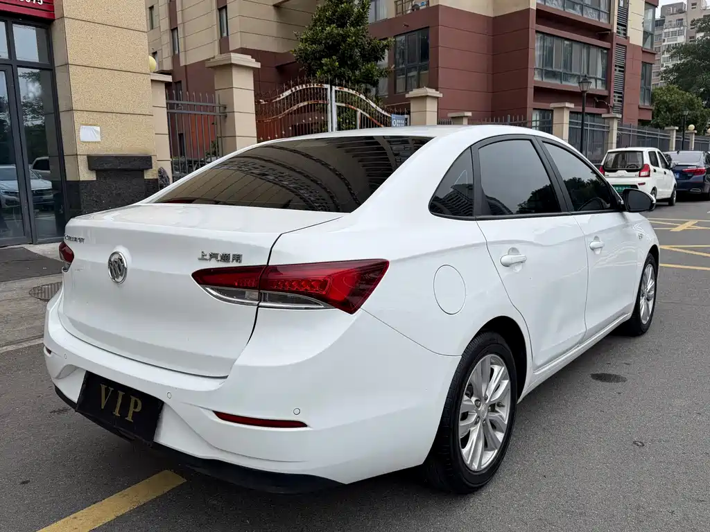 Buick Excelle 2020
