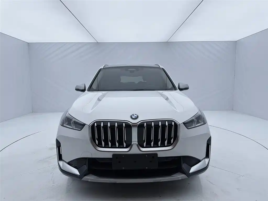 BMW X1 2024 — фото 2