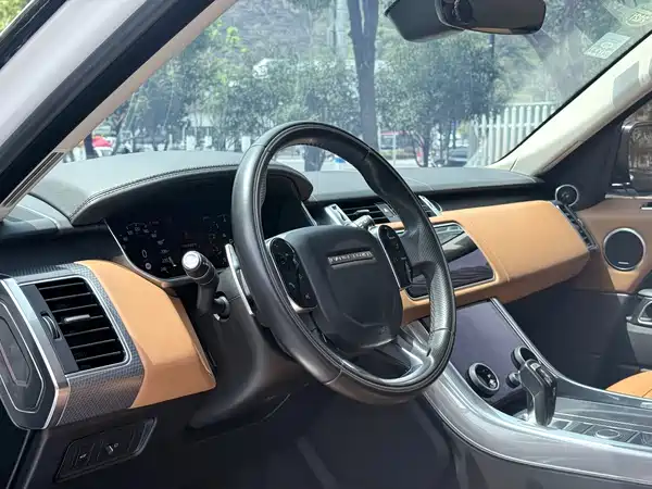 Land Rover Range Rover Sport 2020
