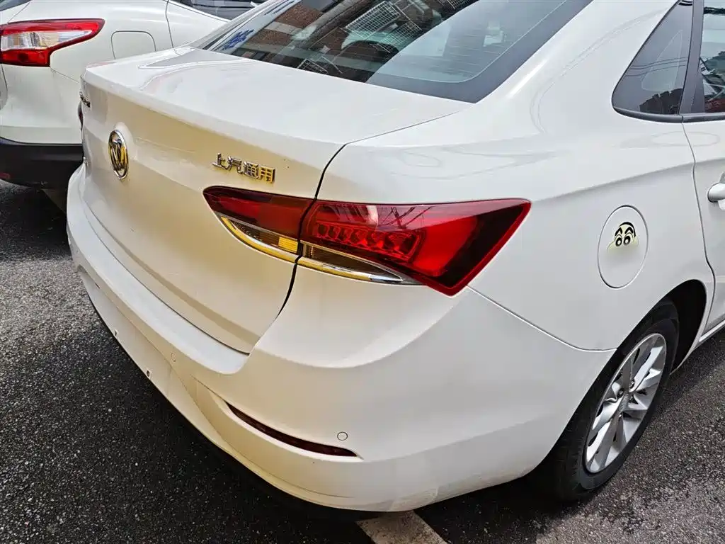 Buick Excelle 2019 — фото 8