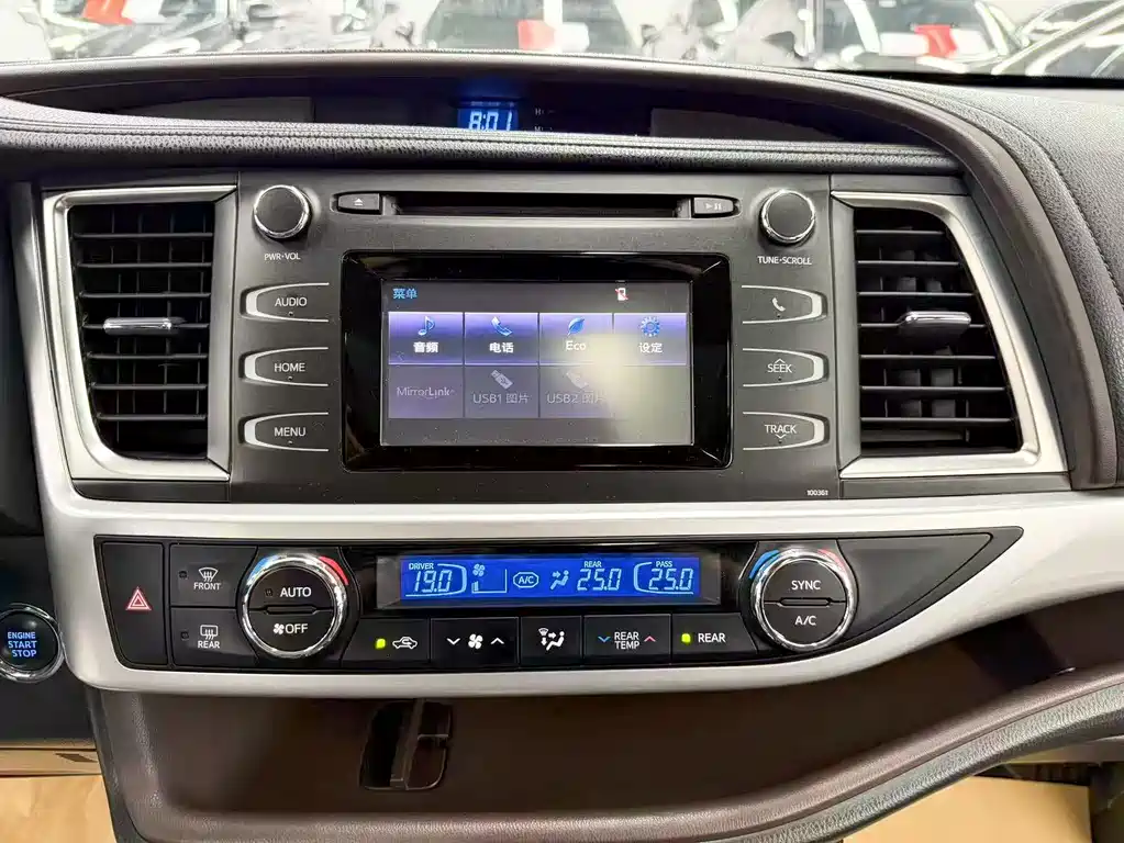 Toyota Highlander 2017 — фото 17