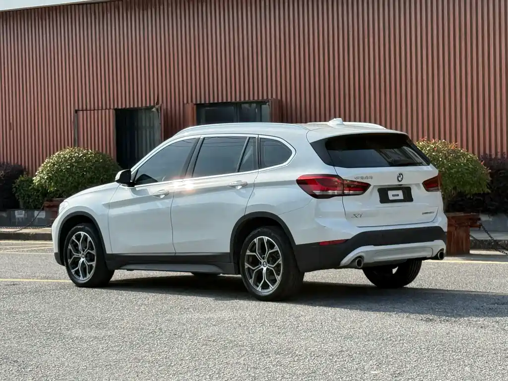 BMW X1 2021