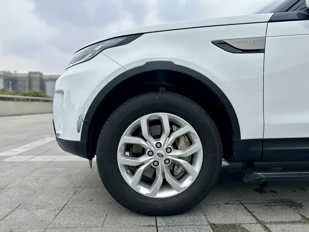 Land Rover Discovery 2020 — фото 13