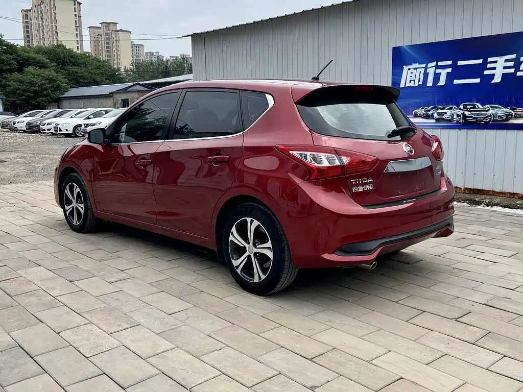 Nissan Tiida 2019 — фото 9