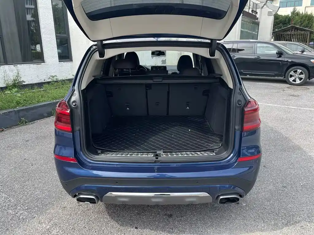 BMW X3 2019 — фото 10