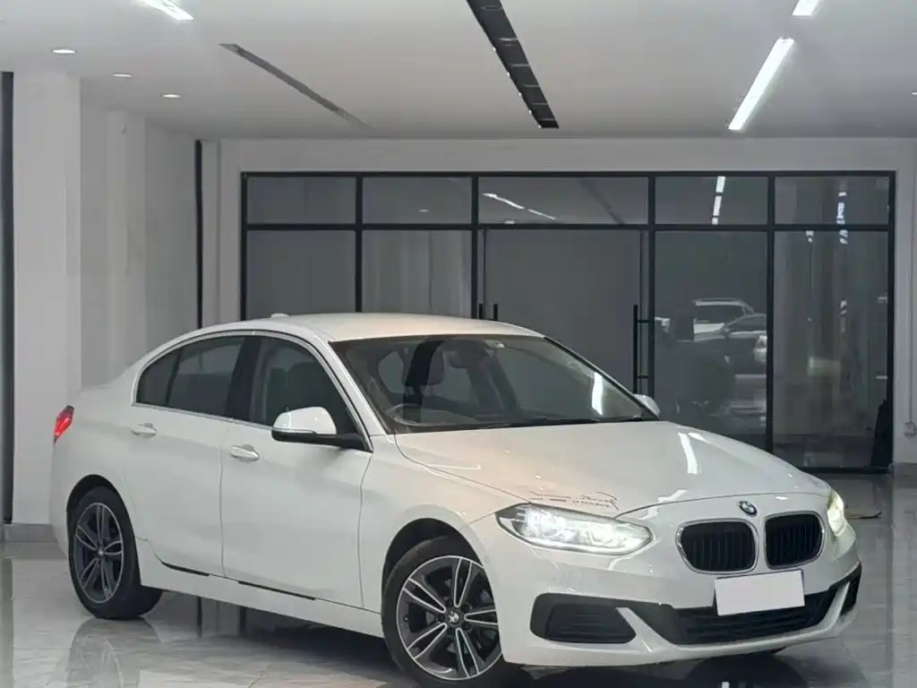 BMW 1 Series 2020