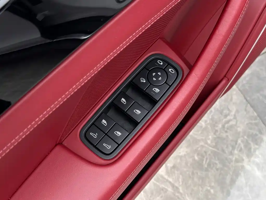 Porsche Panamera 2022 — фото 15
