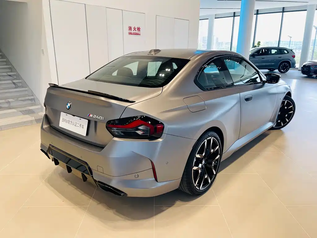 BMW M240i 2025 — фото 4