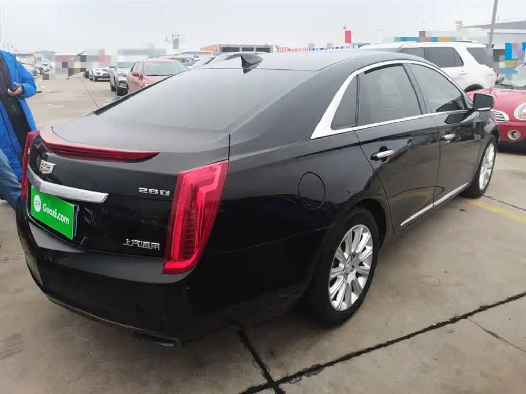 Cadillac XTS 2017 — фото 7